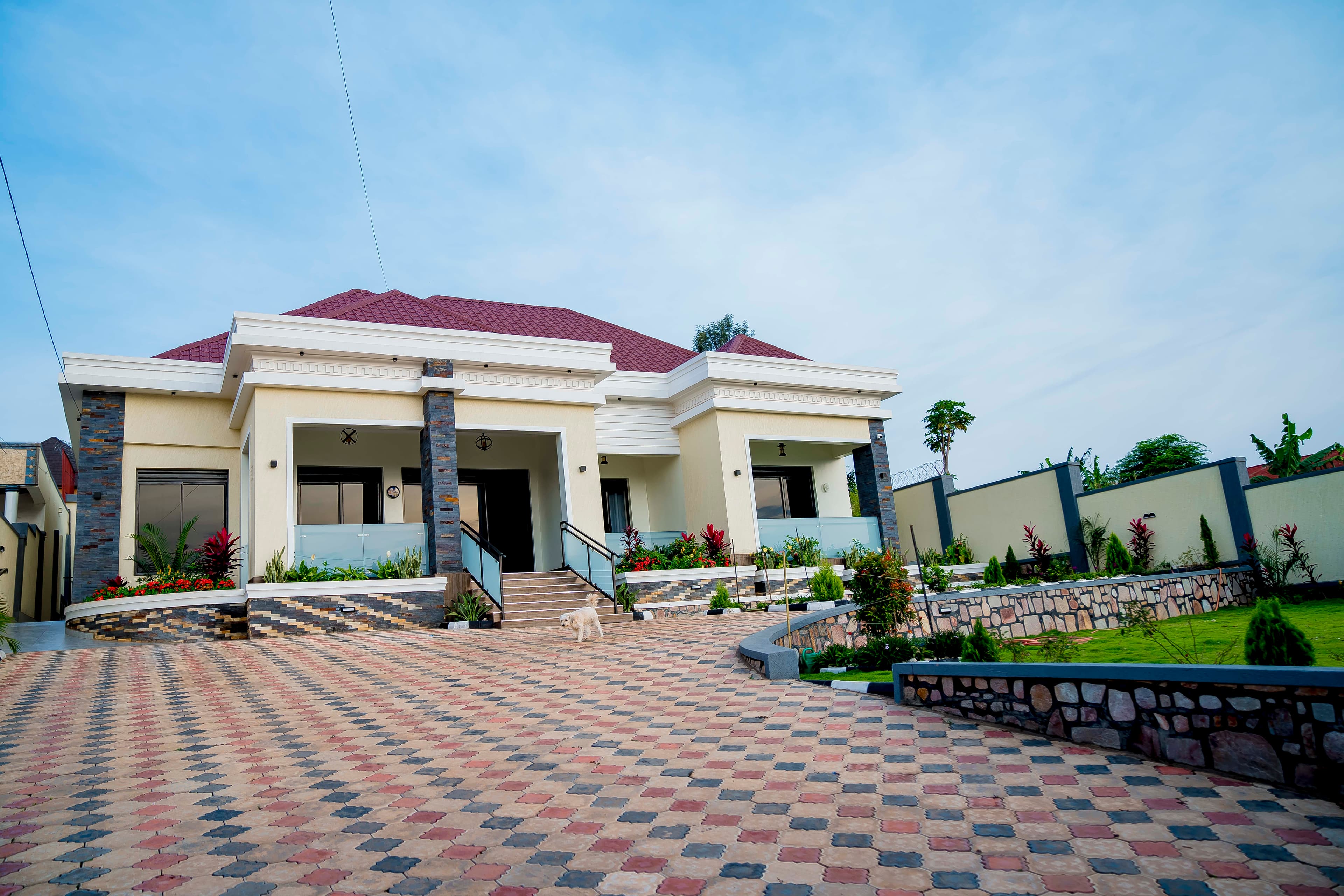 Stunning Modern Family Residence in Kabeza - view 2