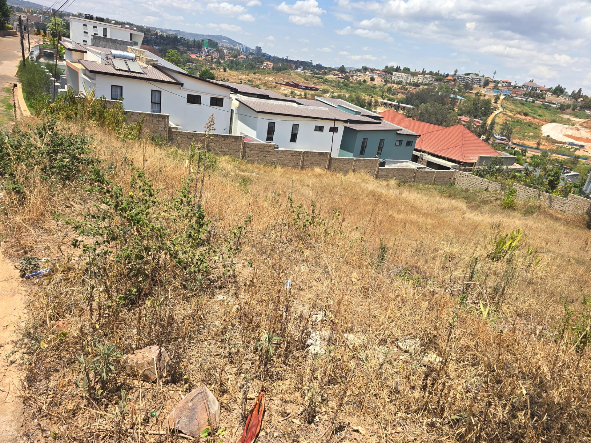 LAND FOR SALE IN KIBAGABAGA - view 3